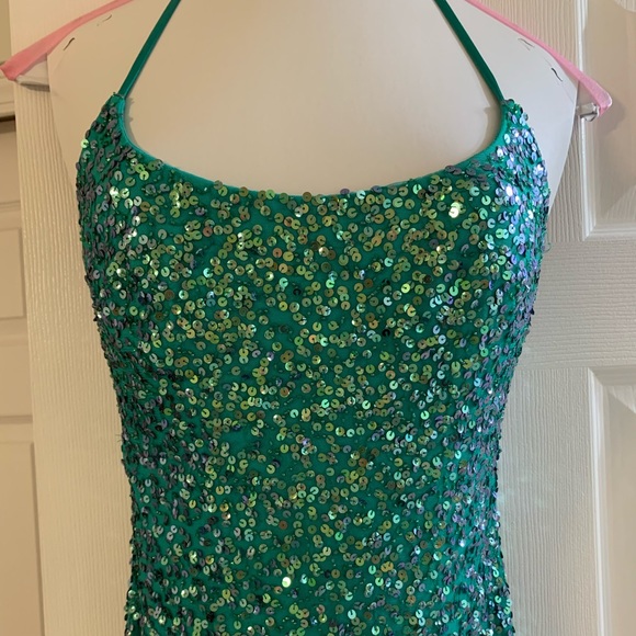 David’s Bridal Prom Sheath Dress - Picture 6 of 10